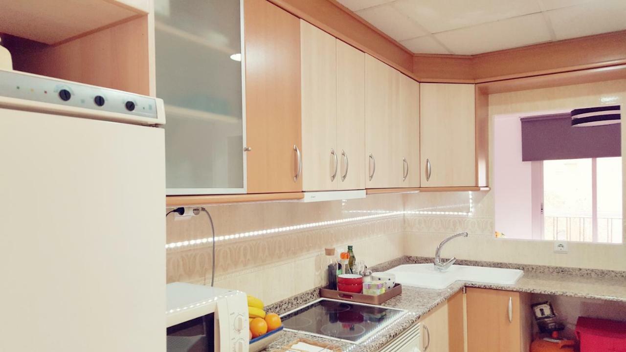 Central Apartment In Valencia With Wifi + Parking. Екстериор снимка